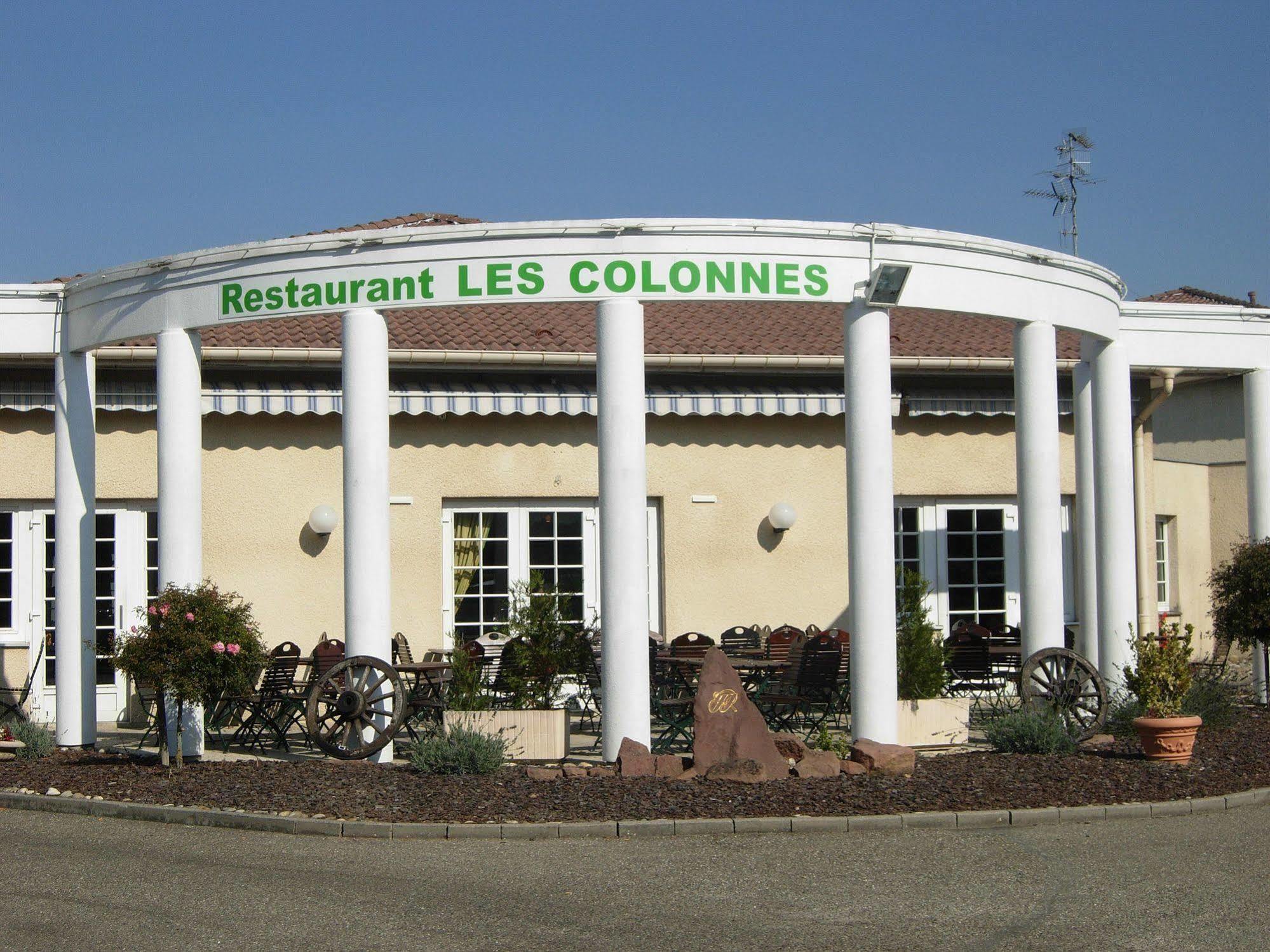 Les Colonnes Strasbourg Zenith Hotel Eckbolsheim Bagian luar foto