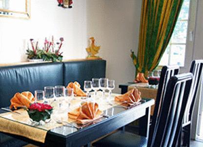 Les Colonnes Strasbourg Zenith Hotel Eckbolsheim Bagian luar foto